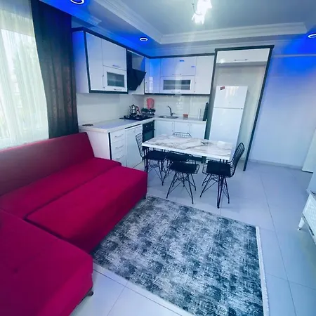 Dalamanin Tam Merkezinde Essiz Konumda Apartment
