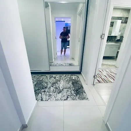 Apartment Dalamanin Tam Merkezinde Essiz Konumda